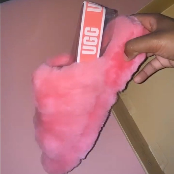 Ugg Slippers - Picture 3 of 4